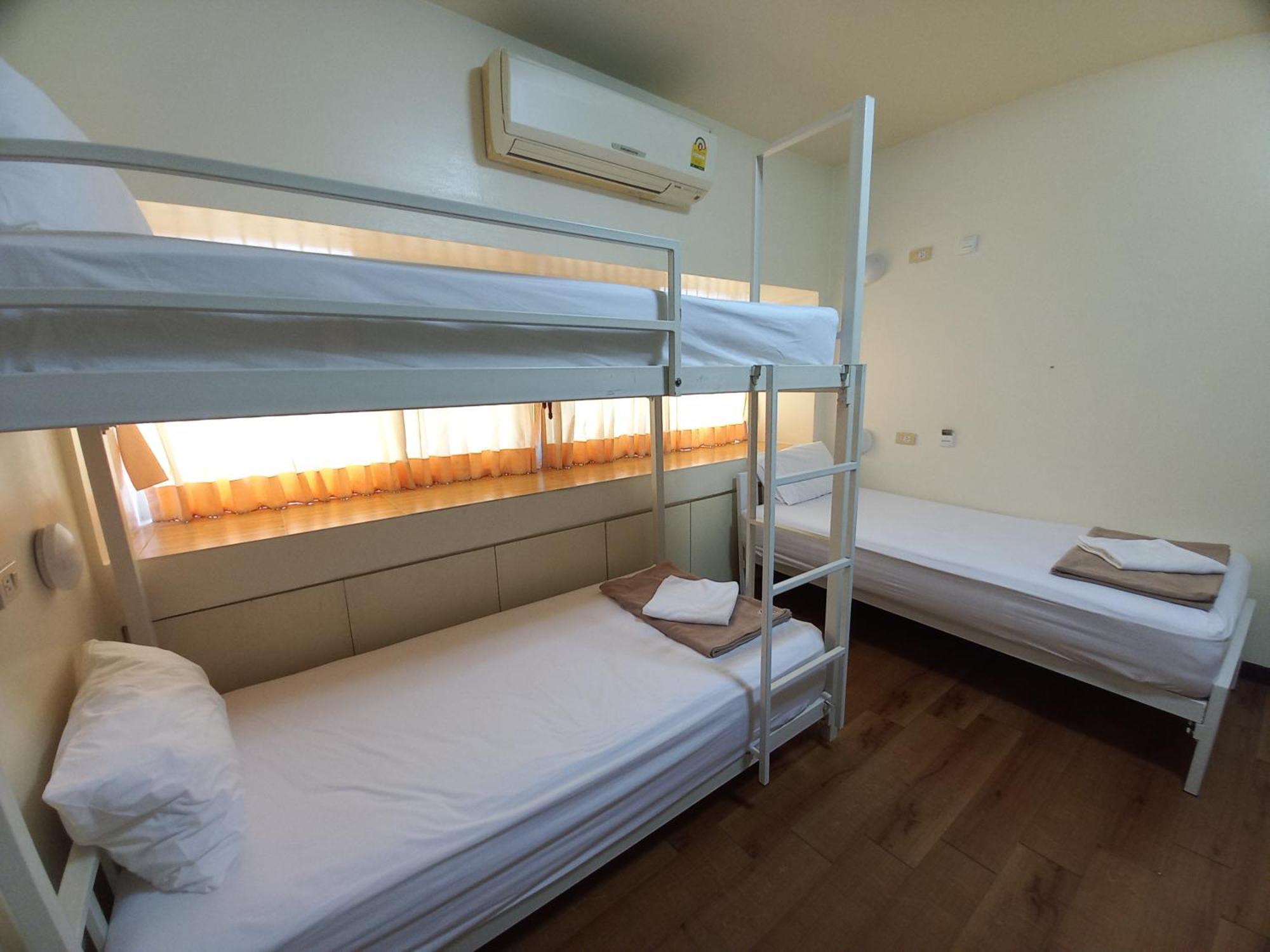 Smile Society Hostel Bangkok Phòng bức ảnh