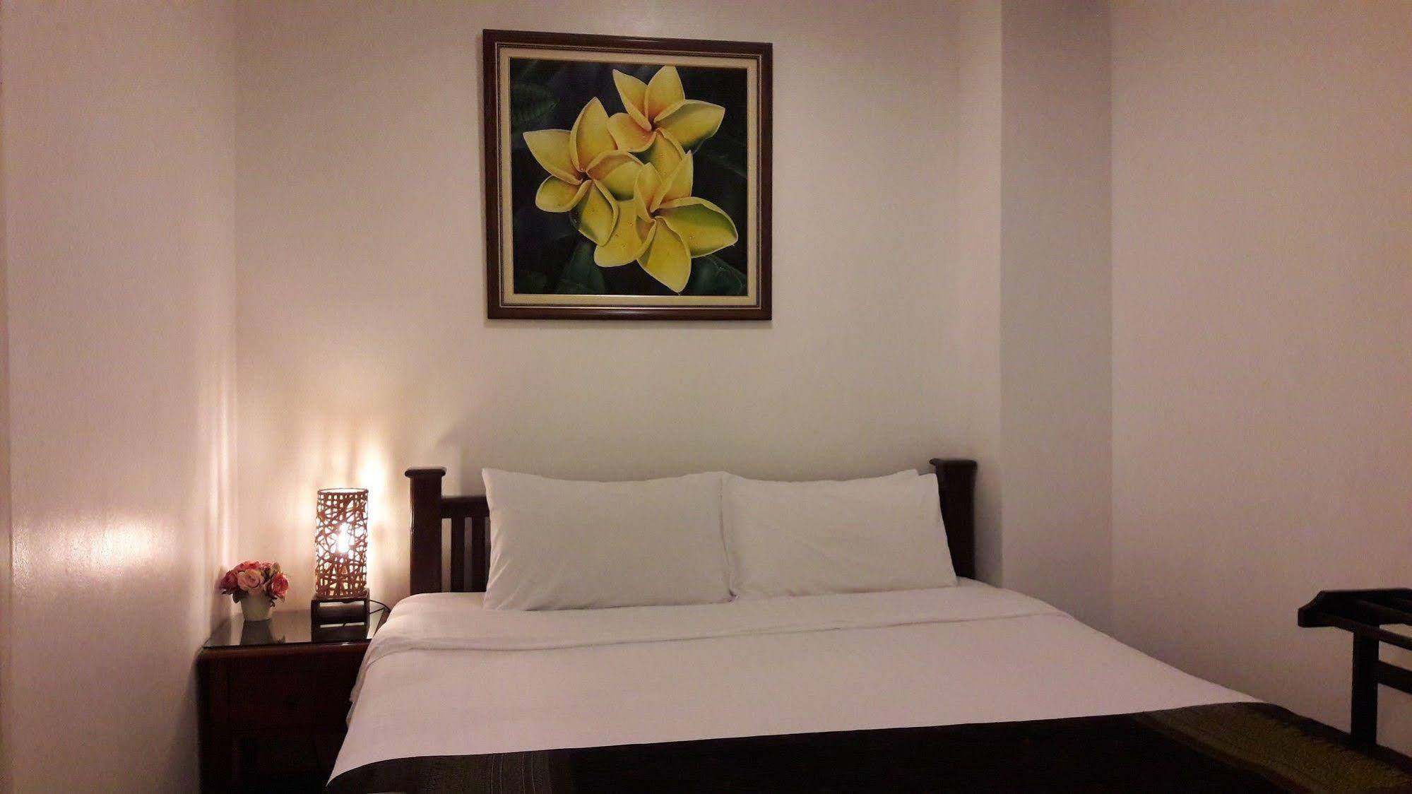 Smile Society Hostel Bangkok Ngoại thất bức ảnh